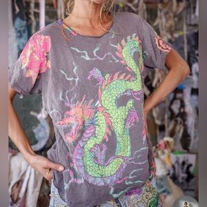NWT Magnolia Pearl Dragon and Roses Tee O/S